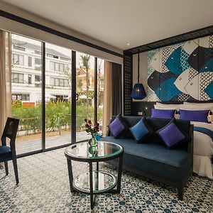 Deluxe Double or Twin Room City View